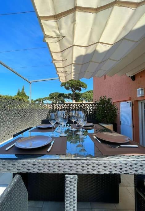 Studio Climatise, Terrasse, Parking Prive, 50M De La Plage Saint-Tropez Luaran gambar