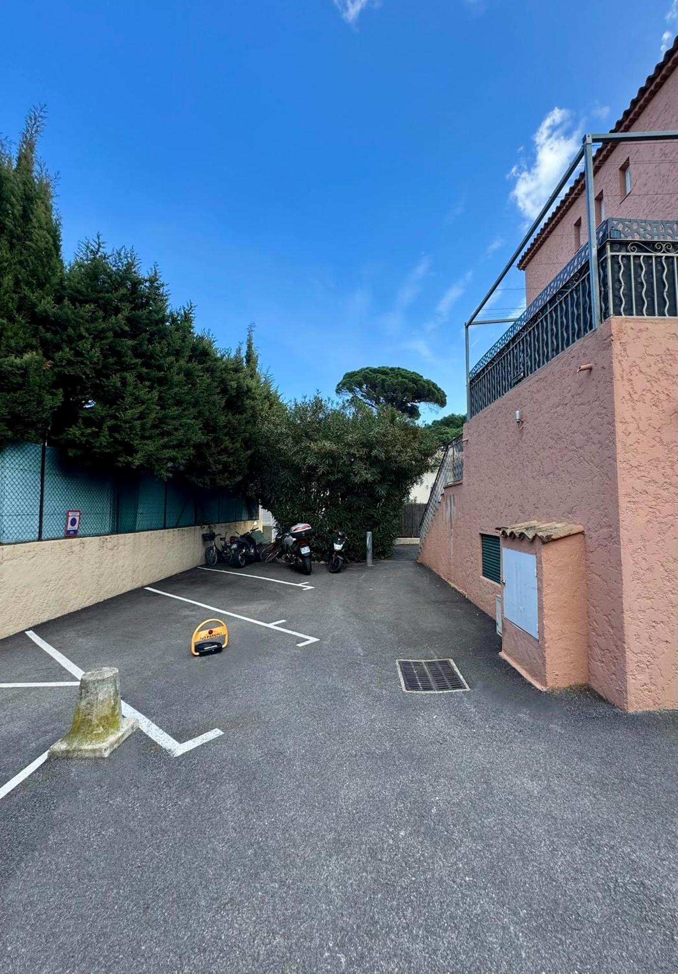 Studio Climatise, Terrasse, Parking Prive, 50M De La Plage Saint-Tropez Luaran gambar