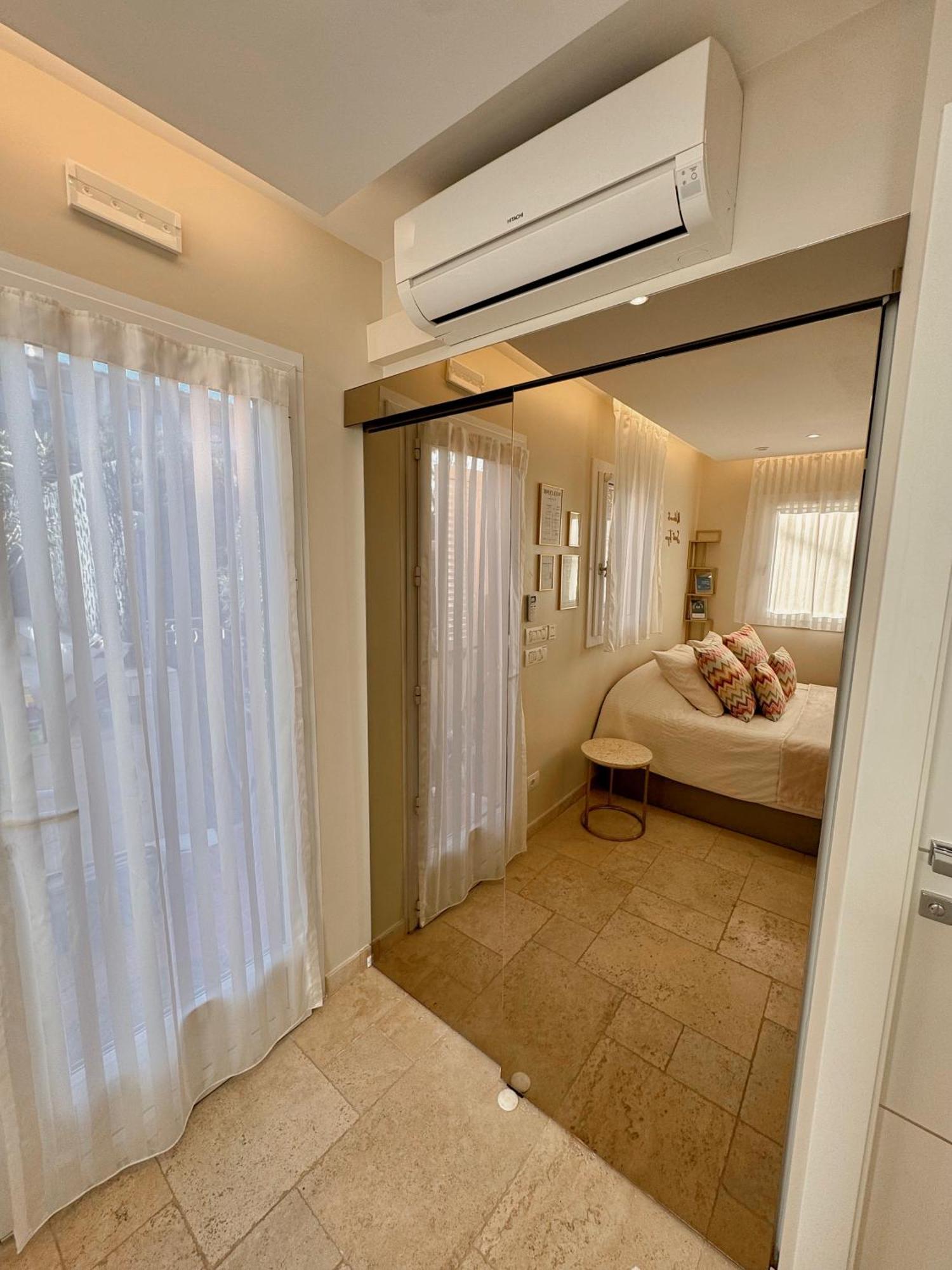 Studio Climatise, Terrasse, Parking Prive, 50M De La Plage Saint-Tropez Luaran gambar
