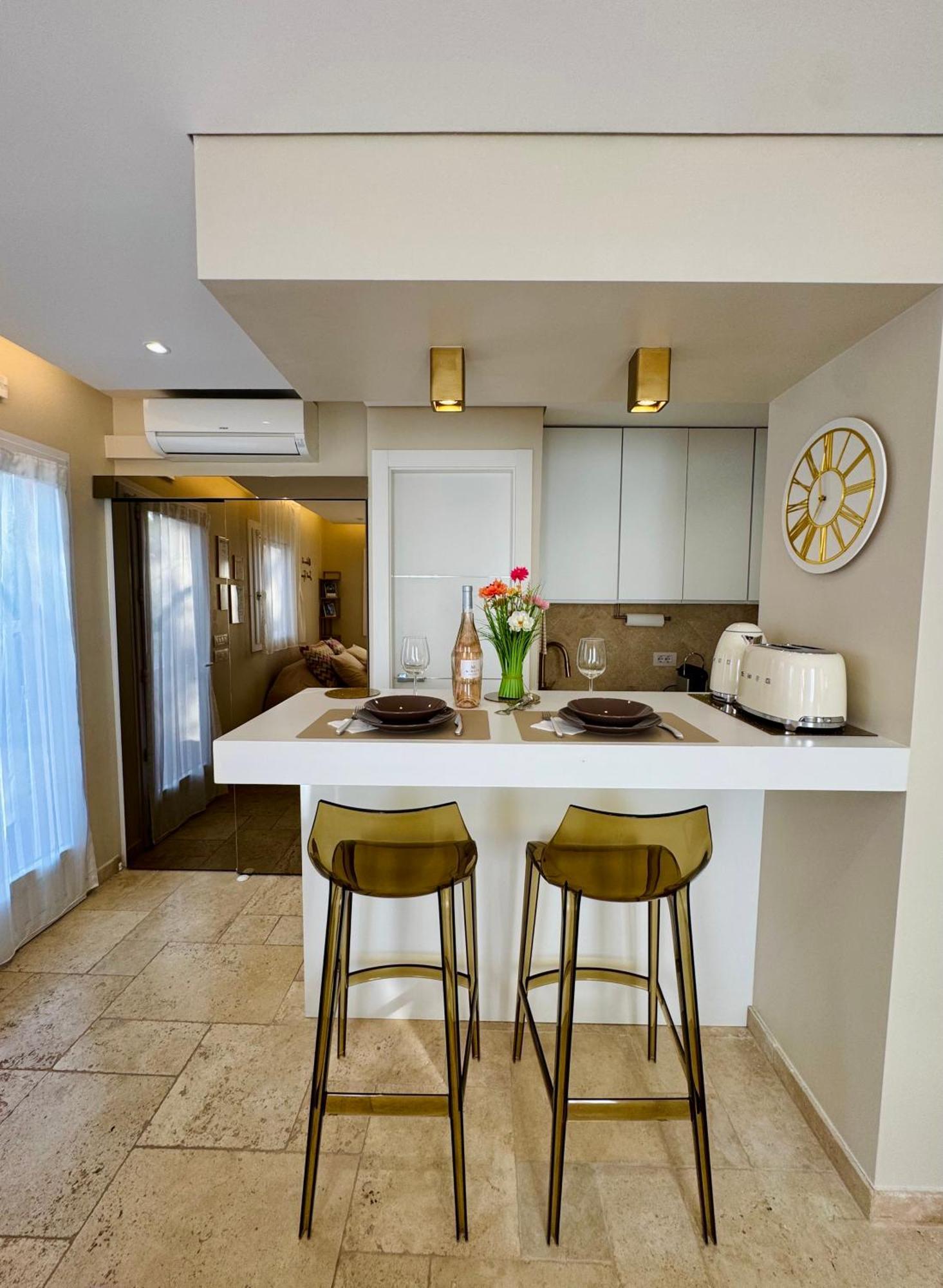 Studio Climatise, Terrasse, Parking Prive, 50M De La Plage Saint-Tropez Luaran gambar